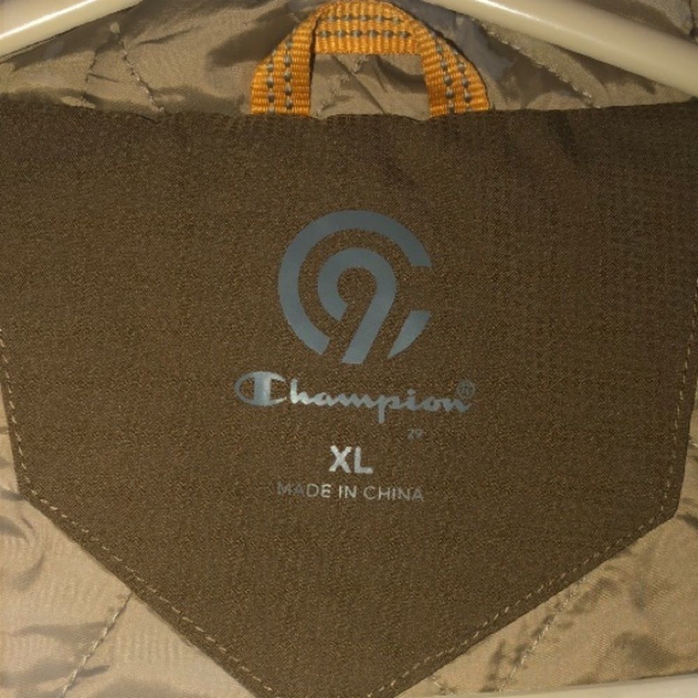 CHAMPION 🧥 - Picture 5 of 15